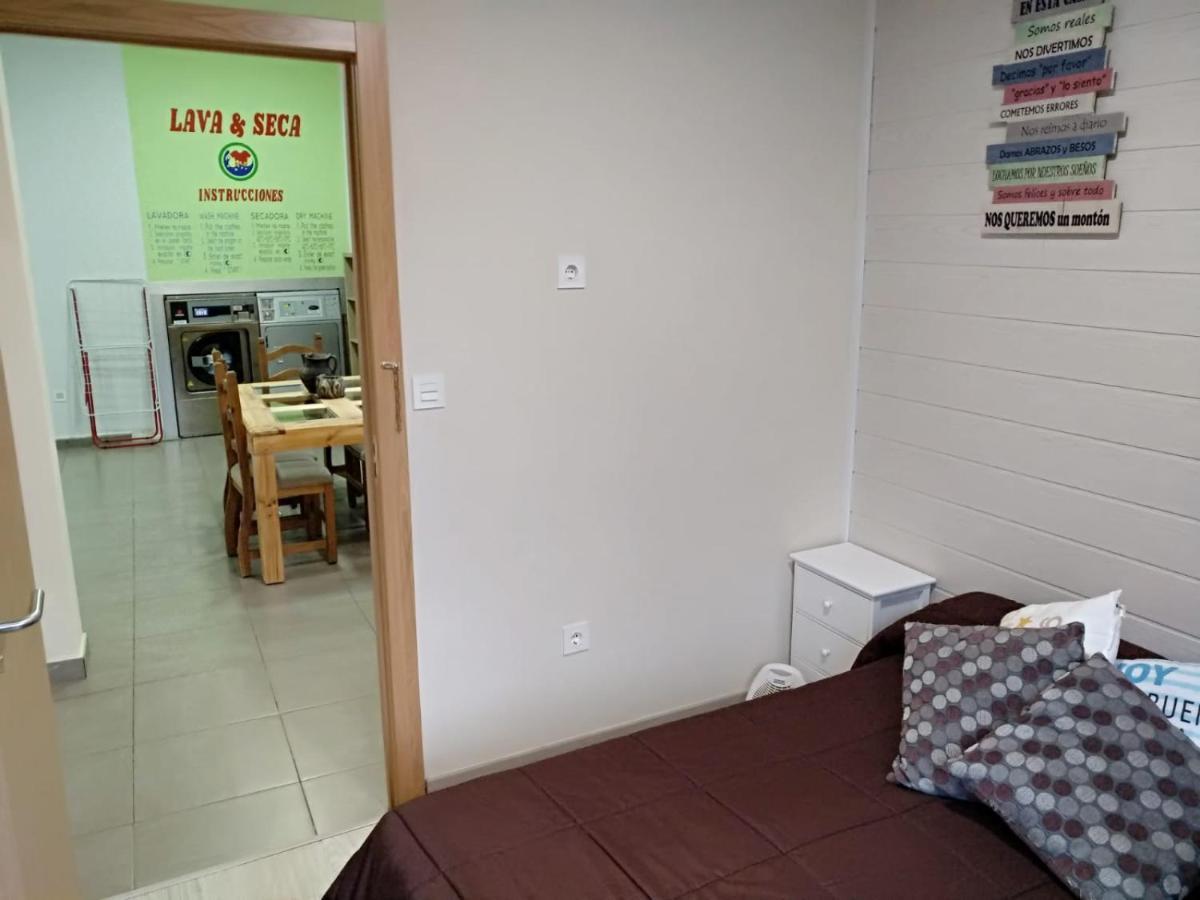 Albergue Barullo - Cubiculos - Literas - Habitaciones Sarria Esterno foto